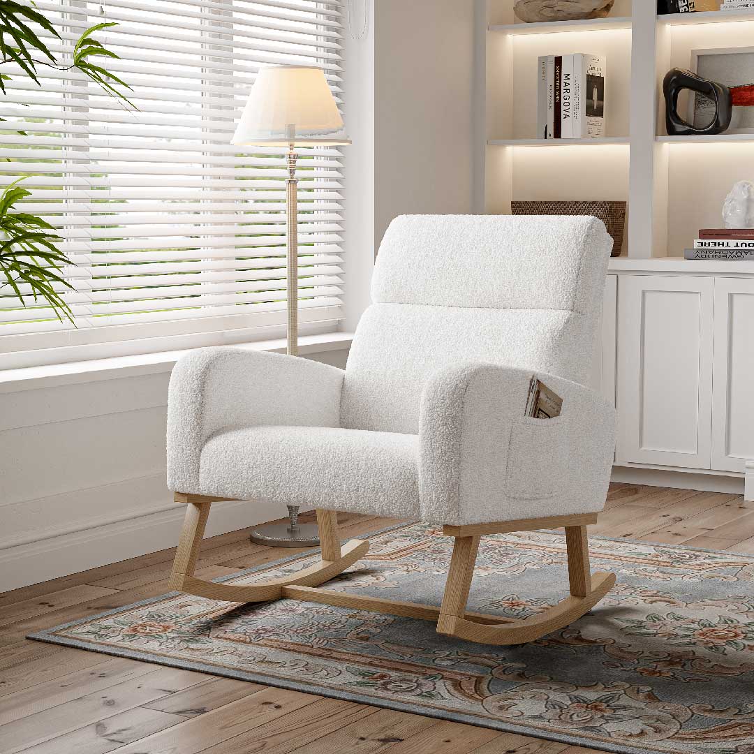 Yelenaro Schaukelstuhl aus weißem Teddy-Stoff im Wohnzimmer, ergonomischer Relaxsessel mit Holzsockel